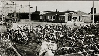 Sidobyggnad till den ursprungliga stationsbyggnaden