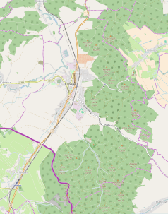 Mapa konturowa Lubawki, blisko centrum u góry znajduje się punkt z opisem „Ratusz w Lubawce”