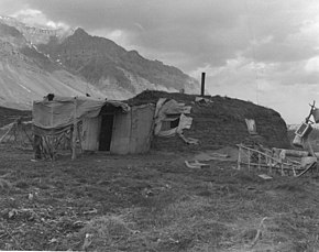 Дом в Анактувук-Пасс, 1957 год