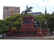 Monumento a José de San Martín