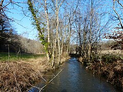 Au sud de Tabaterie, entre Paussac-et-Saint-Vivien (à gauche) et La Gonterie-Boulouneix.