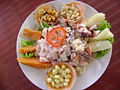 English: Mixed ceviche Español: Ceviche mixto