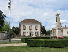 Ang Town Hall sa Gironville