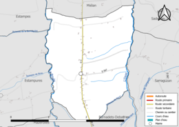 Carte en couleur présentant le réseau hydrographique de la commune