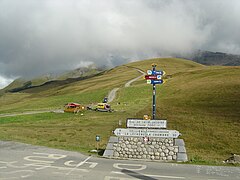 Col du Madeleine (1.993[33] m.o.h.)