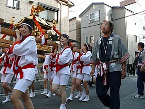 Mikoshi della donna