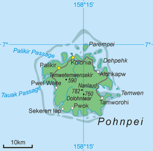 Carte d'une île avec les terres figurées par la couleur verte et l'océan par la couleur bleu