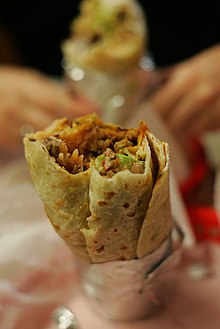 Burrito. Mimo że korzenie ma w Meksyku, to jest to raczej potrawa przygraniczna meksykańsko-amerykańska, zwłaszcza w Teksasie.