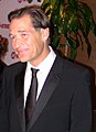 James Remar (général Bratt)