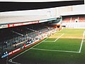 North Bank, Boleyn Ground, 1991, înainte de reconstrucție