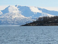 Ofotfjorden i april