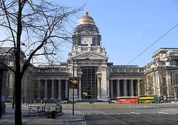 El palacio de Justicia de Bruselas (1862-1866) en obras de restauración