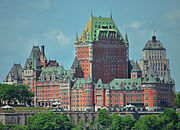 Un hôtel cinq étoiles.