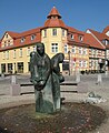 English: Fountain on the market place in Kyritz Deutsch: Detail des Brunnens „Bassewitzsage“ in Kyritz