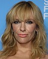 Toni Collette interpreta Ellen Sanders