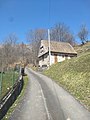 Monte Denai, fondo Navràs con il tetto in mannelli di paglia di frumento