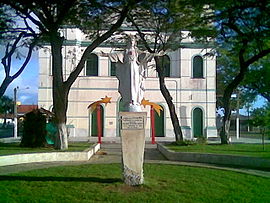 Igreja Matriz de S. Bernardo, situada na Praça Pe. José Porphirio.