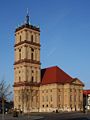 image=https://upload.wikimedia.org/wikipedia/commons/e/e7/Neustrelitz_%28Stadtkirche%29_seitlich.jpg