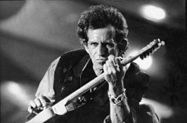 Keith Richards tijdens de Voodoo Lounge Tour, 1993