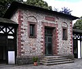 L'entrata del santuario all'interno del quale erano conservati i signa militaria (forte di Saalburg).