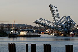 Un disseny de Strauss: el pont del carrer Johnson al port de Victoria, Colúmbia Britànica, construït el 1924