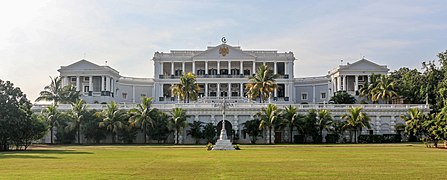 Le Falaknuma Palace, ancien palais des Nizams, qui l'utilisèrent pour recevoir les visiteurs de prestige à leur cour.