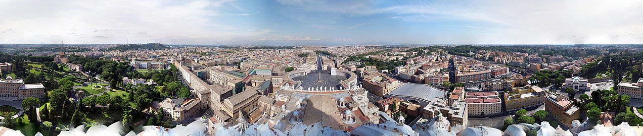 Vistes dende la cúpula de San Pedru.