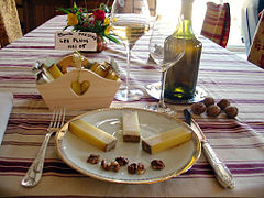 Assiette de dégustation de comté.