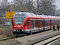 Train at Gelbensande station