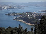 Ría de Ferrol, Mugardos en primeiro plano.