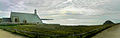 À Cleden-Cap-Sizun, la Pointe du Van et la Baie des Trépassés, avec la chapelle saint They. En arrière plan, on aperçoit la Pointe du Raz et, à l'horizon, l'île de Sein