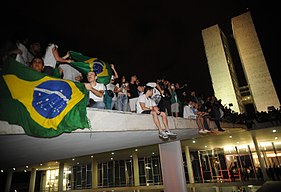 Manifestantes no Congresso Nacional.