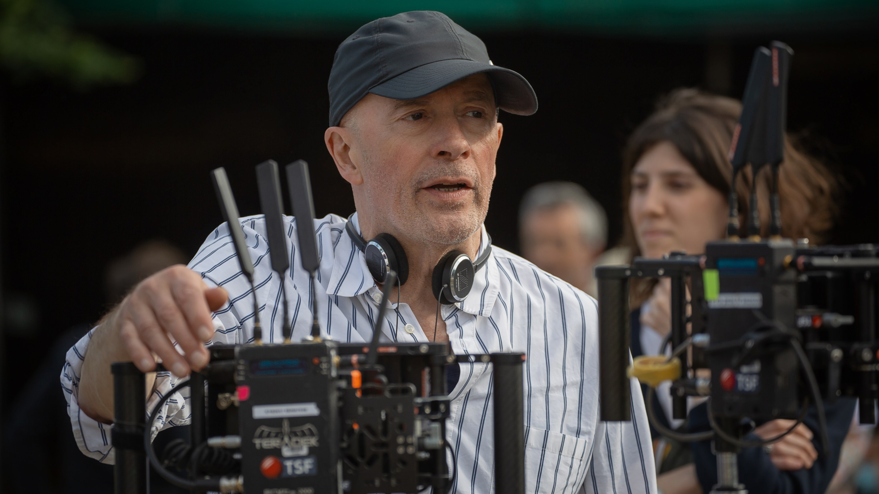 Director Jacques Audiard on the set of 'Emilia Pérez'.